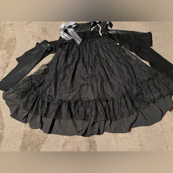 Solid Black Lace Lolita Dress JSK w/ Belt & Brooch Gothic EGL Floral Ruffle TaoB - Picture 5 of 16